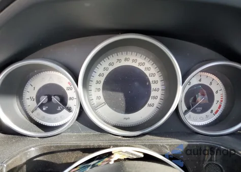 2014 Mercedes-Benz E 350 z USA, uszkodzony, nr VIN WDDHF5KB7EA942406